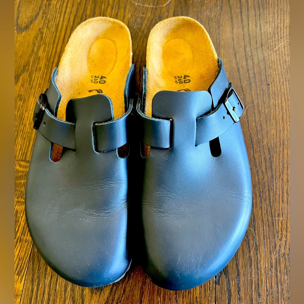 Birkenstock Boston Leather Clogs - Sz 40